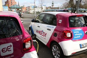 NEW plant ihre Carsharing-Plattform Wheesy für die Öffentlichkeit im Rahmen des SHAREuregio-Projektes wiederzueröffnen. 